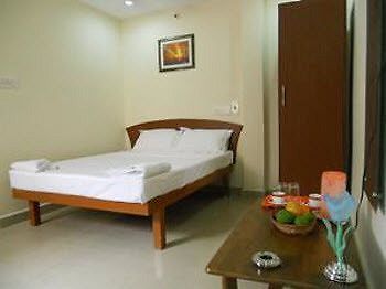 Kek Accommodation Chennai Zewnętrze zdjęcie