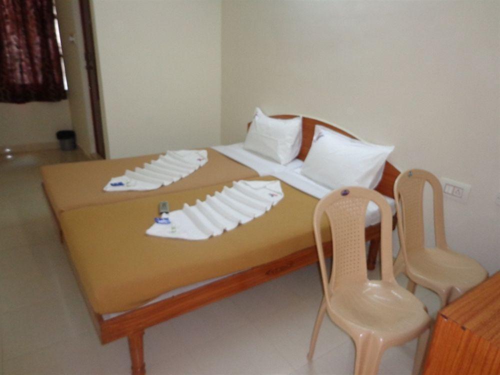 Kek Accommodation Chennai Zewnętrze zdjęcie