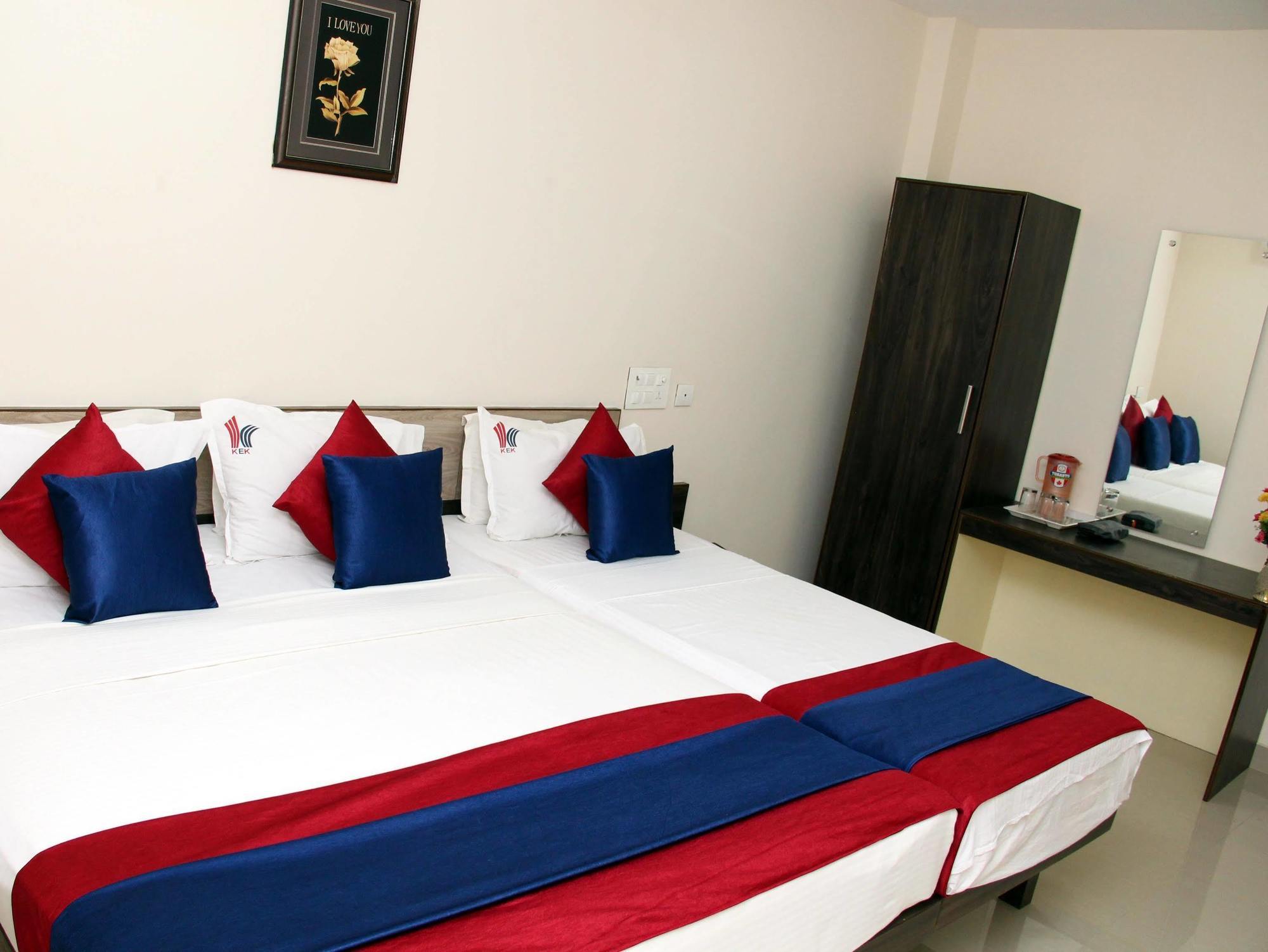 Kek Accommodation Chennai Zewnętrze zdjęcie