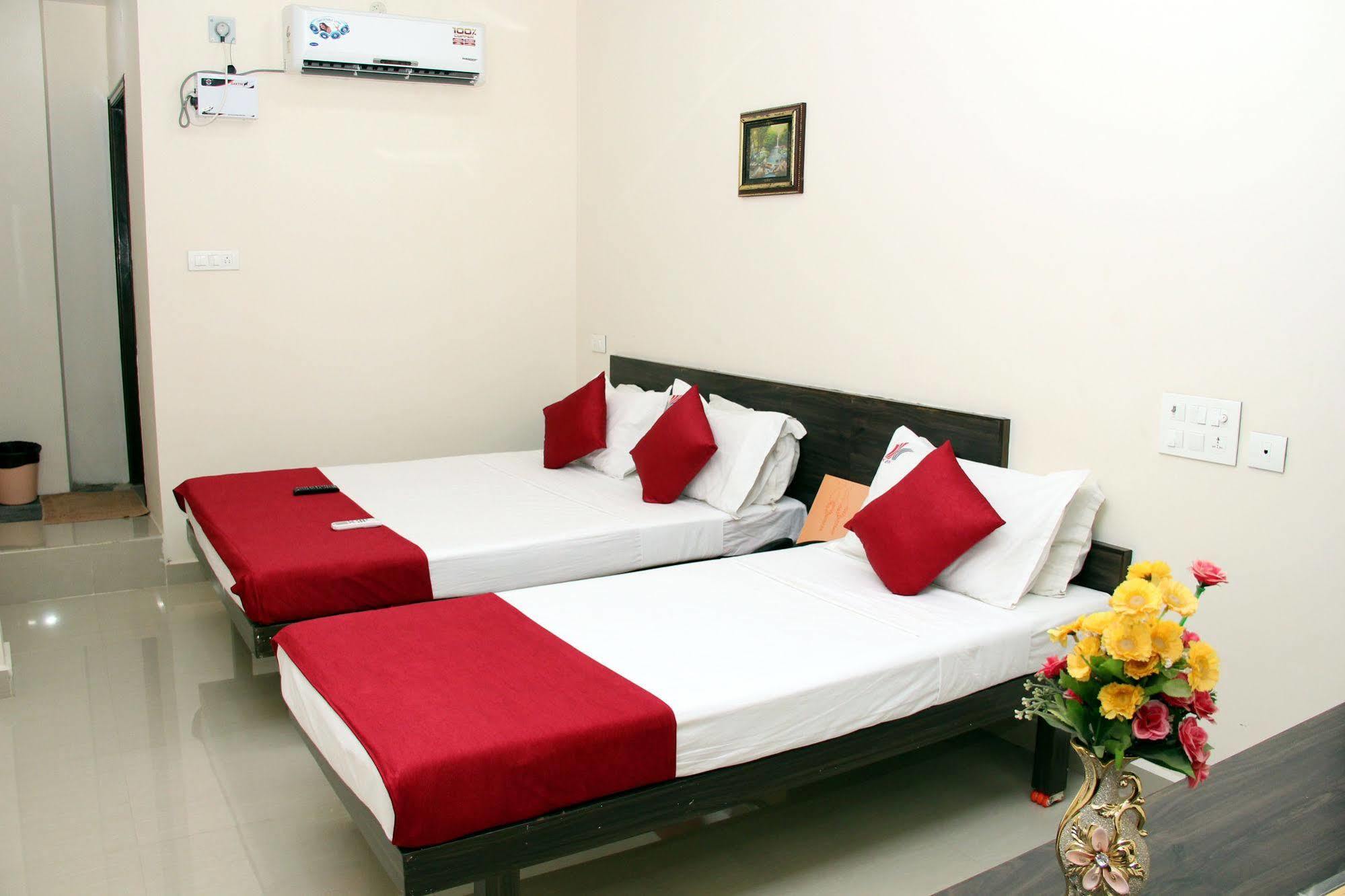 Kek Accommodation Chennai Zewnętrze zdjęcie