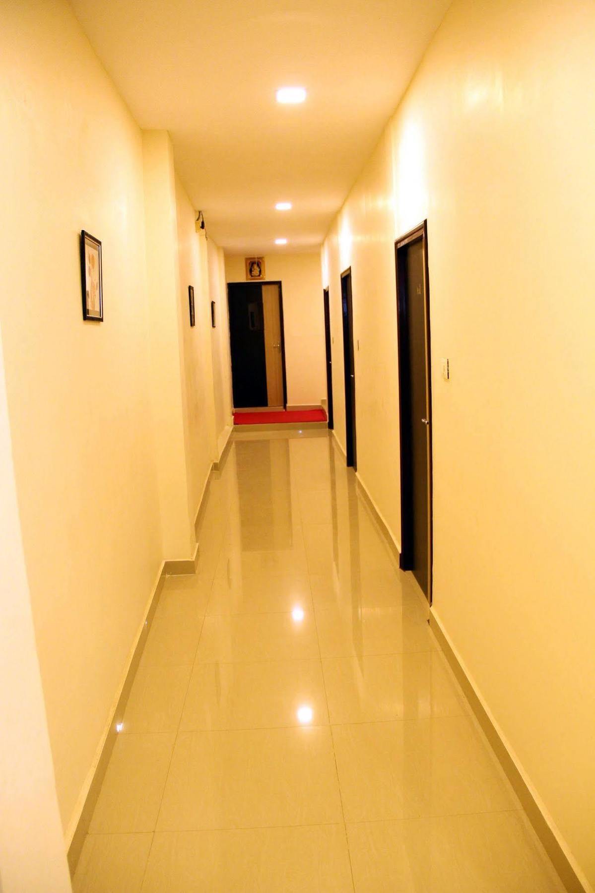 Kek Accommodation Chennai Zewnętrze zdjęcie